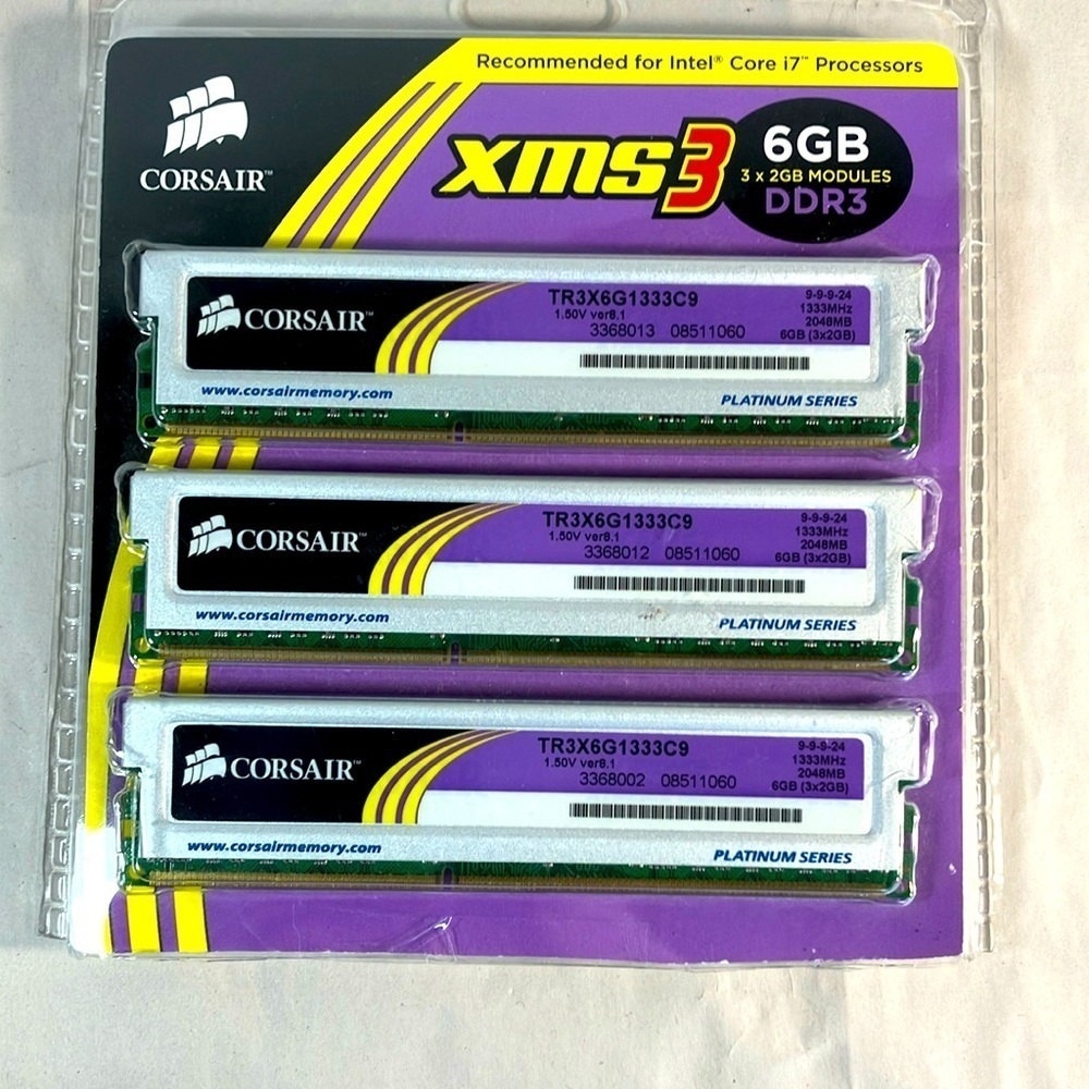 Corsair PC Memory XMS3 6GB DDR3 New in open package 3 x 2 GB Modules